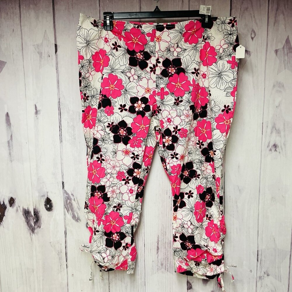 Jones New York Straight Leg Floral Pants in Hot Pink, Black, White